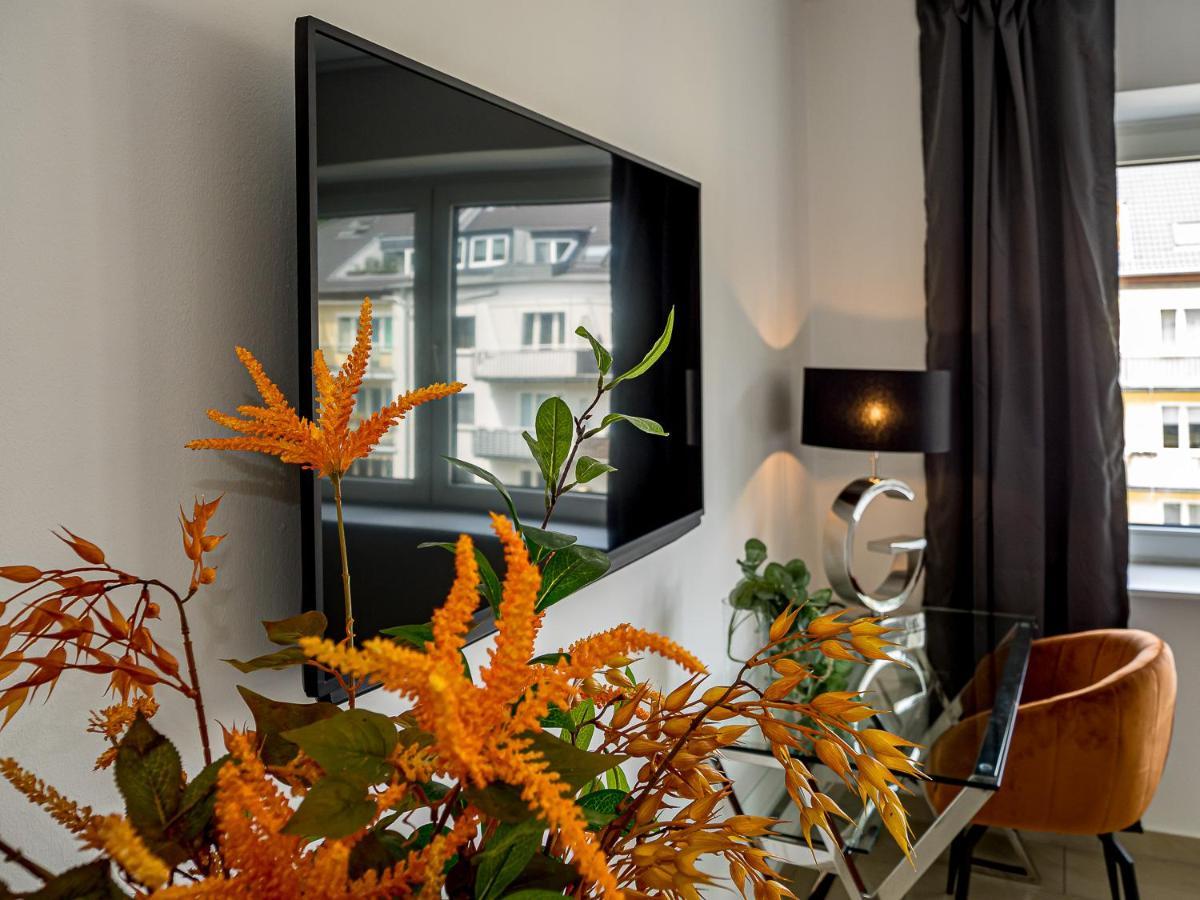 Modernes Studio mit Netflix Krefeld Exterior foto