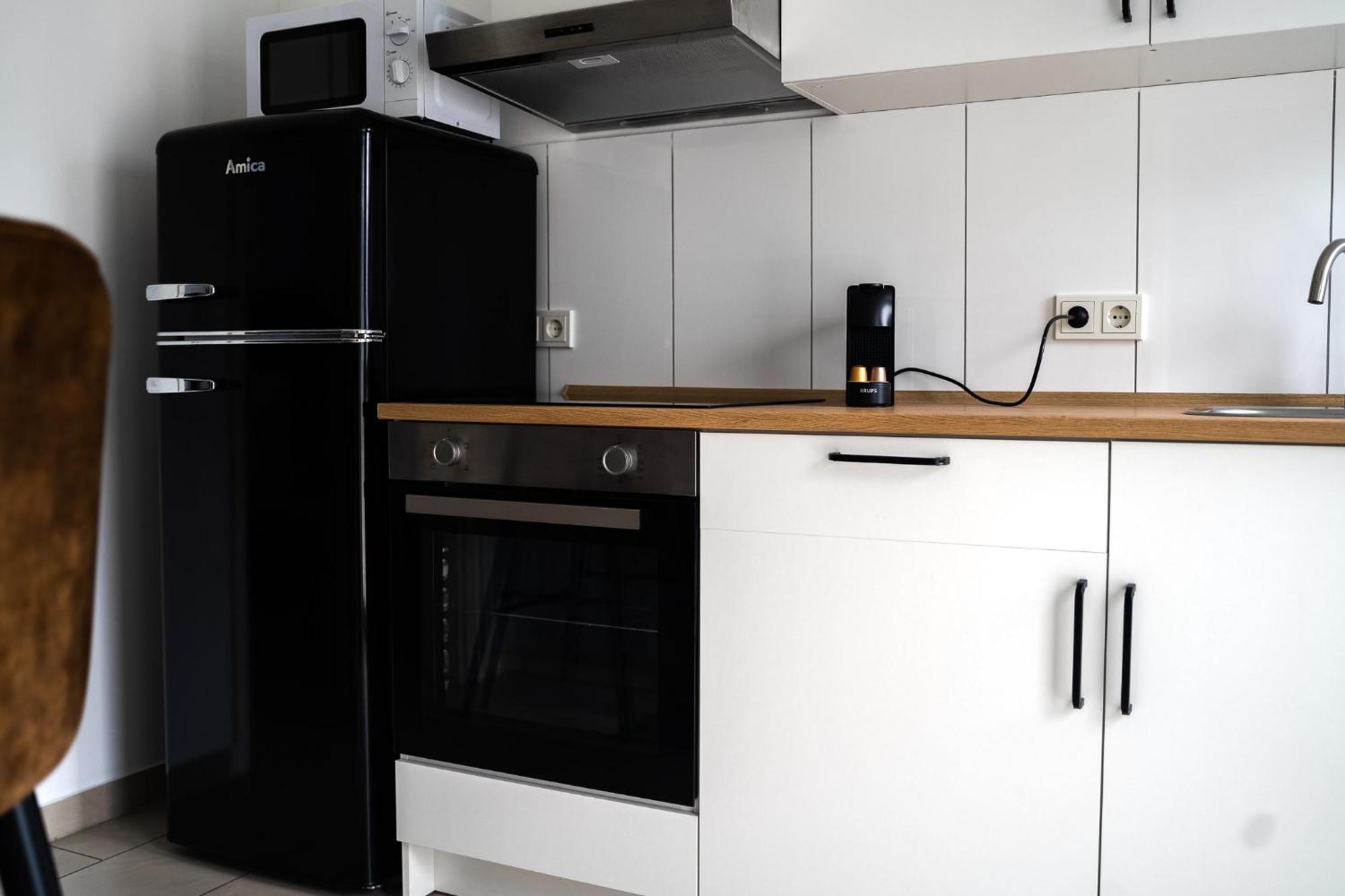 Modernes Studio mit Netflix Krefeld Exterior foto
